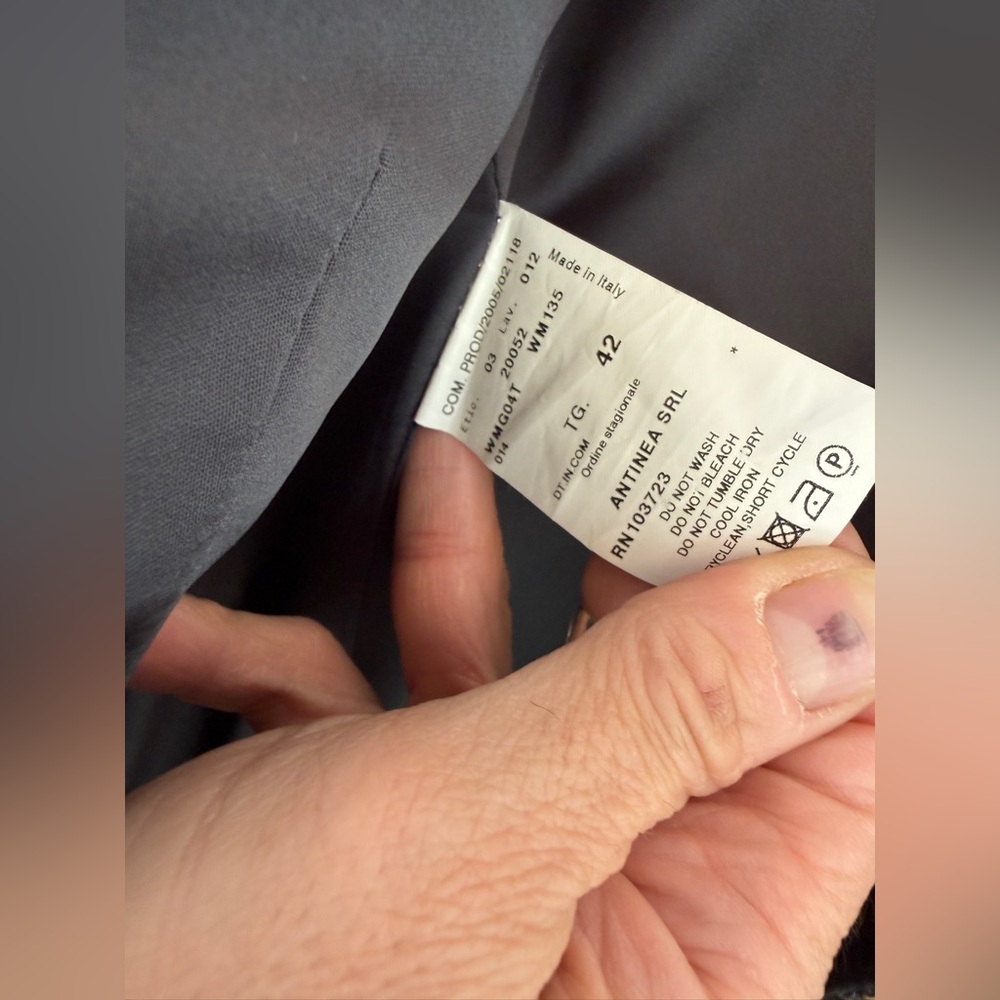 Armani Collezioni Women's Black Tweed Jacket - Picture 4 of 15